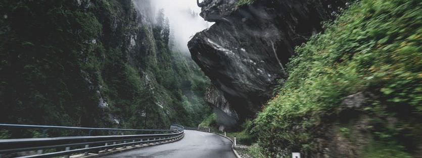 5 consejos para conducir por carreteras de montaña